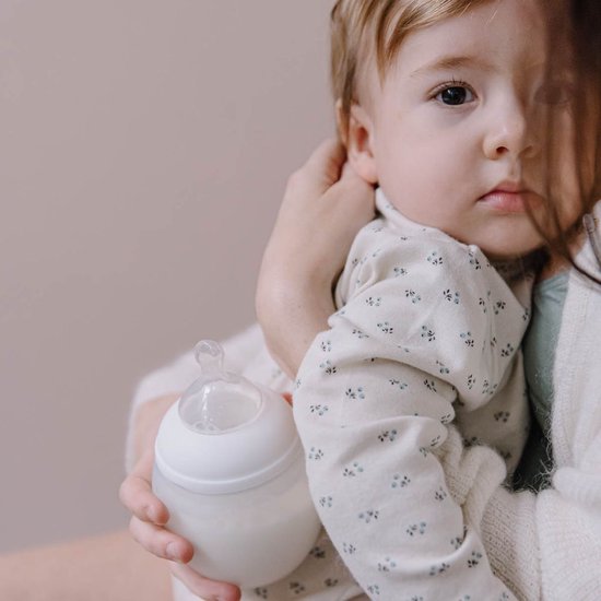 Silicone Babyfles 240 ml (05 Oz) Milk - Elhée van Elhée — afbeelding 2