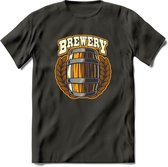 Beer Barrel T-Shirt | Bier Kleding | Feest | Drank | Grappig Verjaardag Cadeau | - Donker Grijs - L