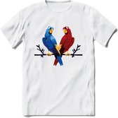 Lovebirds - Valentijn T-Shirt | Grappig Valentijnsdag Cadeautje voor Hem en Haar | Dames - Heren - Unisex | Kleding Cadeau | - Wit - S