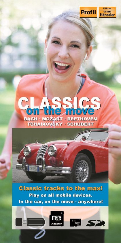 Vrolijke blonde vrouw in oranje shirt met koptelefoon en tekst "Classics on the move". Rode sportwagen. Mini SD en USB adapter.
