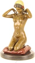 Bronzen Sculptuur Genaamd Nieuwe Ketting 19x19x29 cm