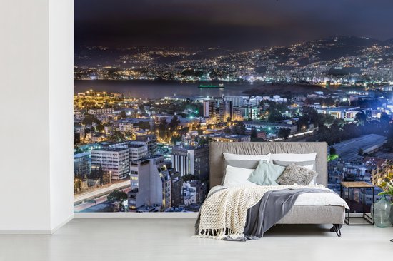 Papier peint vinyle - Photo de soirée de Beyrouth au Liban largeur 420 cm x hauteur 280 cm - Tirage photo sur papier peint (disponible en 7 tailles)
