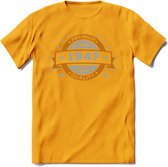 Premium Since 1947 T-Shirt | Goud - Zilver | Grappig Verjaardag Kleding Cadeau Shirt | Dames - Heren - Unisex Tshirt | - Geel - XXL