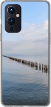 Geschikt voor OnePlus 9 hoesje - Noordzee - Wolken - Water - Siliconen Telefoonhoesje