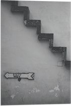 Vlag - Trap voor Witte Muur in het Zwart- wit met Bordje Exit - 40x60 cm Foto op Polyester Vlag