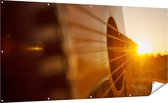 Gards Tuinposter Gitaar Spelen tijdens Zonsondergang - 200x100 cm - Tuindoek - Tuindecoratie - Wanddecoratie buiten - Tuinschilderij