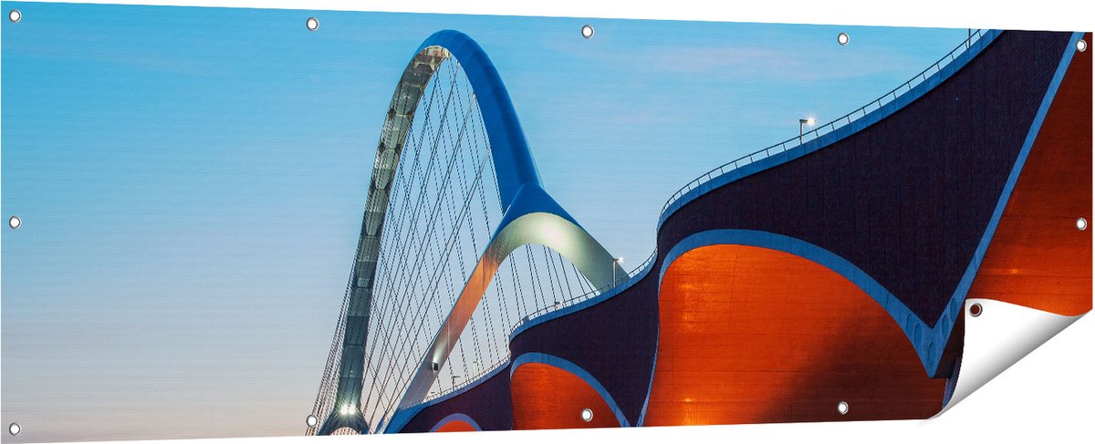 Gards Tuinposter Oversteek Brug in Nijmegen - 180x60 cm - Tuindoek - Tuindecoratie - Wanddecoratie buiten - Tuinschilderij Multikleur
