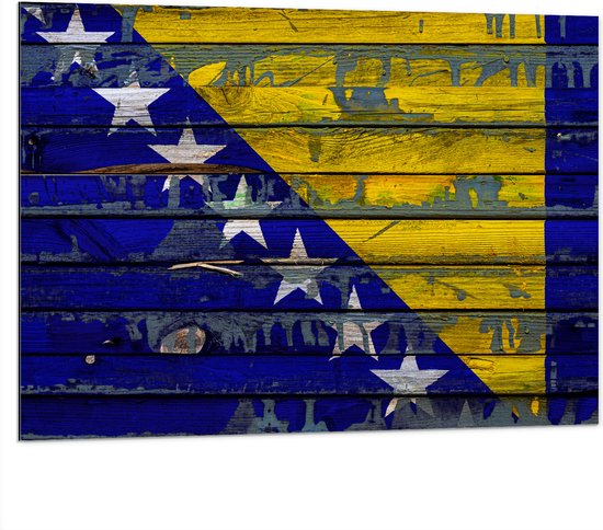 WallClassics - Dibond - Vlag van Bosnië op Houten Planken - 100x75 cm Foto op Aluminium (Met Ophangsysteem)