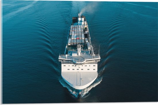 Acrylglas - Vooraanzicht van Groot Vrachtschip Varend op de Zee - 60x40 cm Foto op Acrylglas (Met Ophangsysteem)