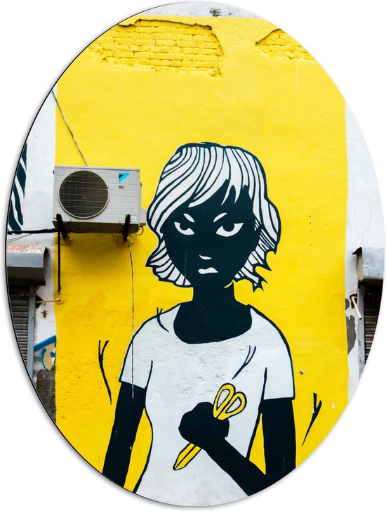 Dibond Ovaal - Graffiti op Muur van Vrouw met Gele Schaar - 72x96 cm Foto op Ovaal (Met Ophangsysteem)