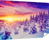 Gards Tuinposter Zonsondergang in het Sneeuw Bos - 180x120 cm - Tuindoek - Tuindecoratie - Wanddecoratie buiten - Tuinschilderij