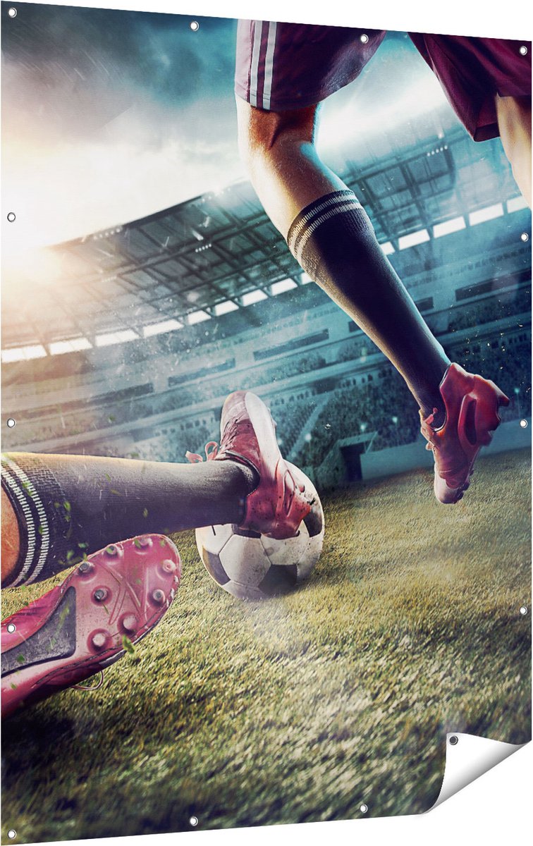 Gards Tuinposter Voetbal Sliding in het Stadion - 120x160 cm - Tuindoek - Tuindecoratie - Wanddecoratie buiten - Tuinschilderij Multikleur