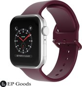 EP Goods - Bandje Geschikt voor Apple Watch Series 1/2/3/4/5/6/SE/7/8/Ultra en Ultra 2 - 42/44/45/49mm - Siliconen - Met Gesp Sluiting - Donkerrood