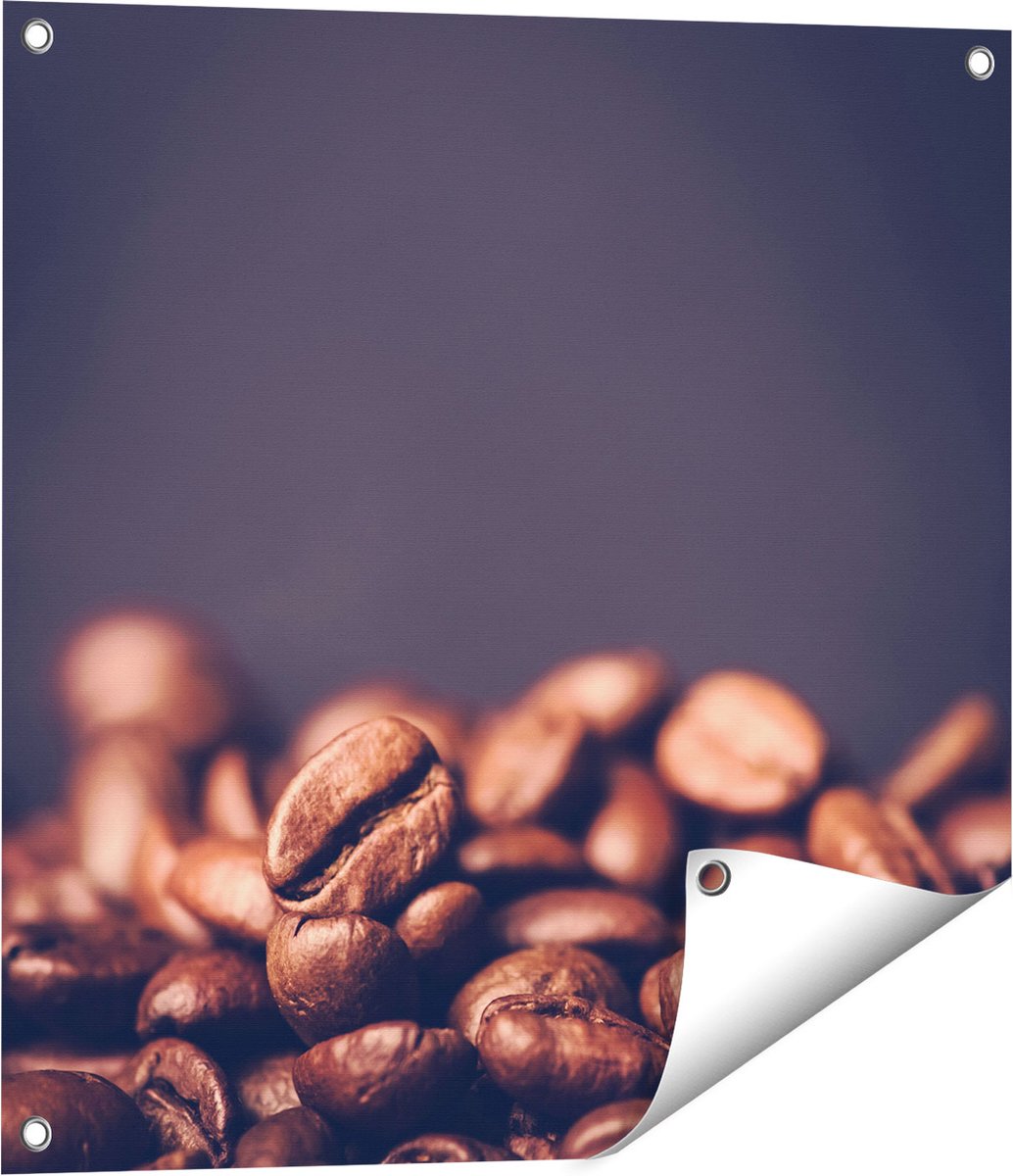 Gards Tuinposter Koffie Bonen op een Zwart Achtergrond - 60x60 cm - Tuindoek - Tuindecoratie - Wanddecoratie buiten - Tuinschilderij Multikleur