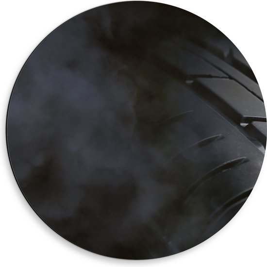 Dibond Muurcirkel - Rook bij Zwarte Banden - 50x50 cm Foto op Aluminium Muurcirkel (met ophangsysteem)