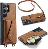 Casemania Hoesje Geschikt voor Samsung Galaxy S23 Ultra Sienna Brown - Luxe Back Cover met Koord - Wallet Case - Pasjeshouder