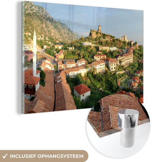 MuchoWow® Glasschilderij 90x60 cm - Schilderij acrylglas - Huizen op de bergen in Albanië - Foto op glas - Schilderijen