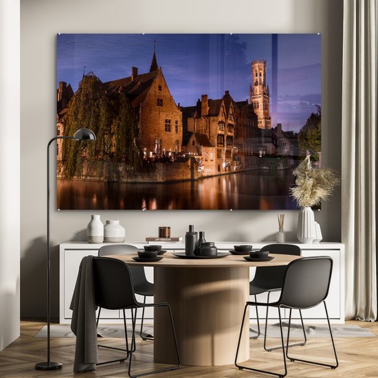 ® Glasschilderij 180x120 cm - Schilderij acrylglas - De Rozenhoedkaai en de Belfort van Brugge in de avond - Foto op glas - Muurdecoratie woonkamer - Wanddecoratie slaapkamer - Schilderijen