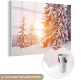 MuchoWow® Glasschilderij 150x100 cm - Schilderij acrylglas - Zon - Bomen - Sneeuw - Foto op glas - Schilderijen