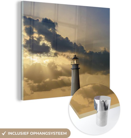 MuchoWow® Glasschilderij 50x50 cm - Schilderij acrylglas - Vuurtoren - Wolken - Zon - Foto op glas - Schilderijen