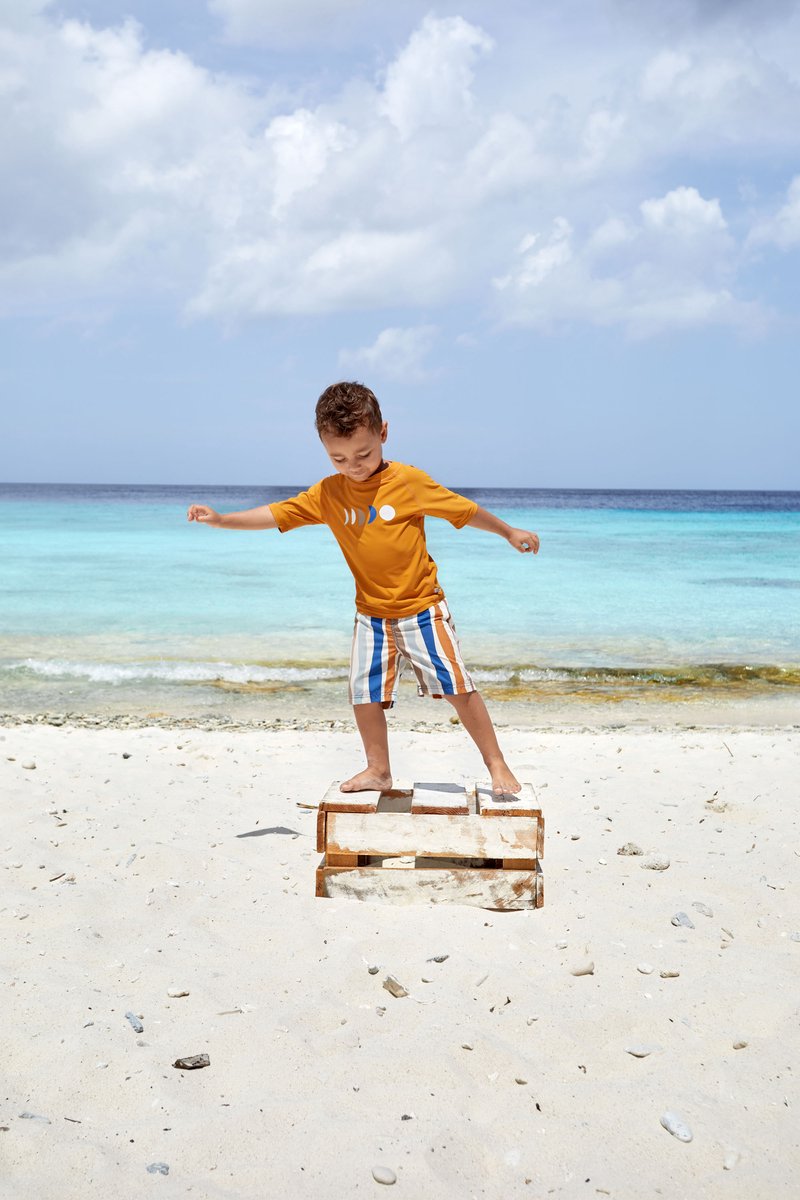 Lässig Splash & Fun Zwemshirt Rashguard Korte Mouw Moon gold, 03 - 06 maanden — afbeelding 3