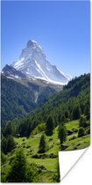 Poster Zwitserse Alpen in Matterhorn met groene bomen - 75x150 cm