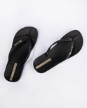 Zwarte Ipanema slippers, een met glitter bandjes, gouden logo.