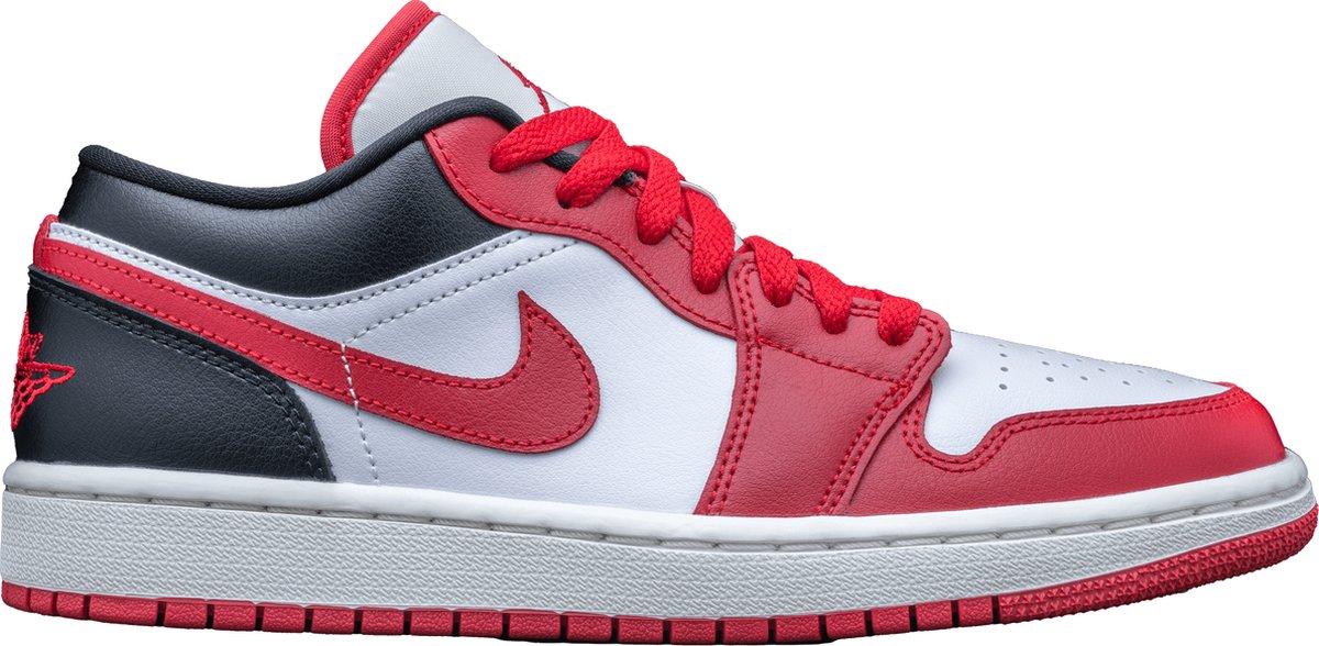 Nike Air Jordan 1 Low Reverse Toe W Sneakers Unisex 160 Zwart
