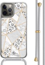 Casimoda® hoesje met grijs koord - Geschikt voor iPhone 12 Pro - Stone & Leopard - Afneembaar koord - TPU/polycarbonaat - Grijs
