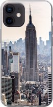 Geschikt voor iPhone 12 hoesje - New York - Mist - USA - Siliconen Telefoonhoesje