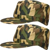 Guirca Guirca Carnaval verkleed Soldaten hoed/cap/petje - 2x - camouflage groen - volwassenen - Militairen/leger thema