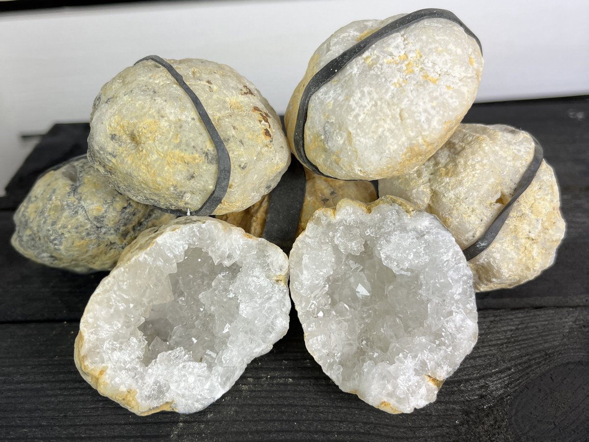 Bergkristal geode assorti 4-5 cm -Verrassingssteen - DecoLis