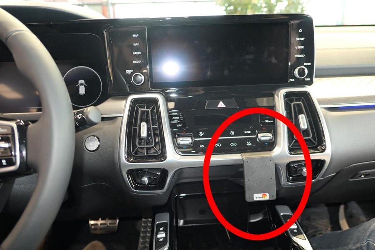 Brodit ProClip houder geschikt voor Kia Sorento 2021 - Center Mount