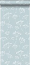 Walls4You behangpapier bloemmotief babyblauw - 935321 - 0,53 x 10,05 m