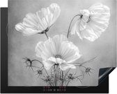 KitchenYeah® Inductie beschermer 65x52 cm - Stilleven - Bloemen - Zwart wit - Klaproos - Botanisch - Kookplaataccessoires - Afdekplaat voor kookplaat - Inductiebeschermer - Inductiemat - Inductieplaat mat