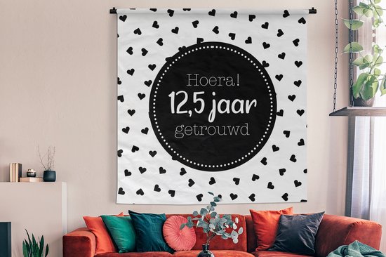 Tenture murale - Tissu mural - Hourra ! 25 ans de mariage - Proverbes - Citations - Anniversaire - 180x180 cm - Tapisserie