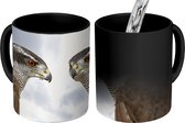 Magische Mok - Foto op Warmte Mok - Twee haviken onscherpe achtergrond - 350 ML