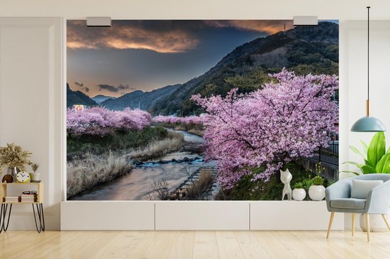 Papier peint Papier peint photo en vinyle - Cerisiers dans les montagnes largeur 600 cm x hauteur 400 cm - Tirage photo sur papier peint (disponible en 7 tailles)