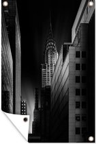 Tuindecoratie New York in de nacht in zwart-wit - 40x60 cm - Tuinposter - Tuindoek - Buitenposter