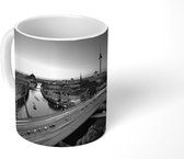 Mok - Berlijn - Stad - Zwart - Wit - 350 ML - Beker