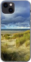 Geschikt voor iPhone 13 hoesje - Noordzee - Vlieland - Duinen - Siliconen Telefoonhoesje