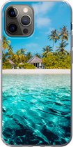 Geschikt voor iPhone 13 Pro hoesje - Strand - Palmbomen - Zee - Siliconen Telefoonhoesje