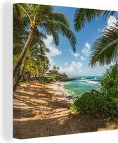 Canvas Schilderij Uitzicht op de zee tussen de palmbomen op Maui - 50x50 cm - Wanddecoratie