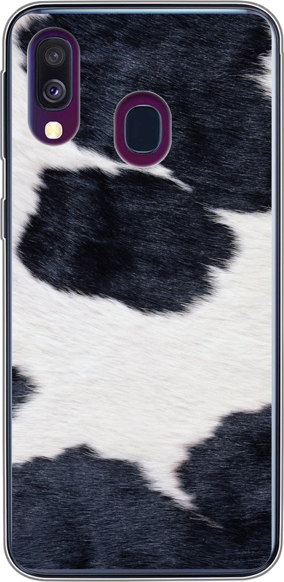 Telefoonhoesje Geschikt voor Samsung Galaxy A40 hoesje - Afbeelding van een zwart-witte koeienhuid - Siliconen Telefoonhoesje Telefoonhoesje