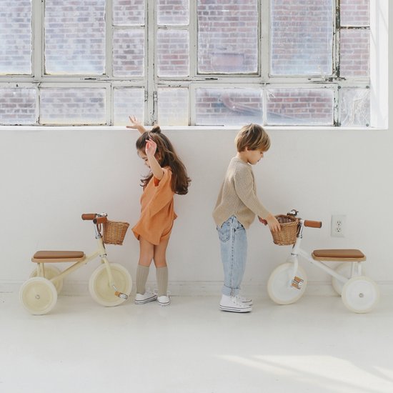 Banwood Trike Driewieler Met Duwstand En Mandje - Cream van Banwood — afbeelding 5