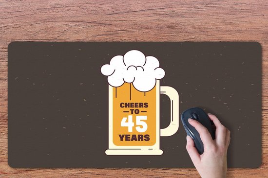 Bureau onderlegger 80x40 cm - Muismat Jubileum - 45 Jaar - Bier - Bureaulegger xl - Desk mat beschermer - Computer muismatten