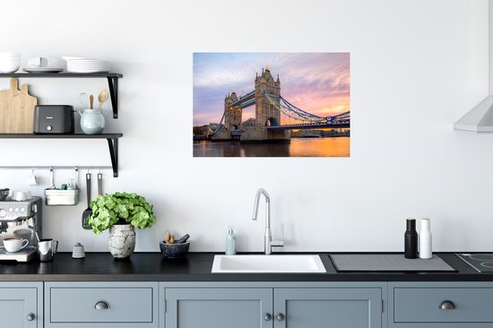 Poster Zonsopgang bij de Tower Bridge in Engeland - 90x60 cm
