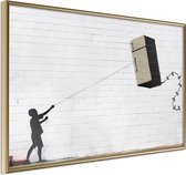 Ingelijste Poster - Banksy: Vriezer Vlieger Goudkleurige lijst
