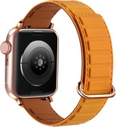Siliconen bandje - geschikt voor Apple Watch Series 1/2/3/4/5/6/7/8/9/SE/SE 2 met case size 38 mm / 40 mm / 41 mm - oranje/bruin
