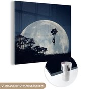 MuchoWow® Glasschilderij 20x20 cm - Schilderij acrylglas - Maan - Meisje - Nacht - Foto op glas - Schilderijen